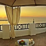 Art Maisons Castle Hotel