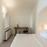 Art Maisons Castle Hotel Oia (Santorini)