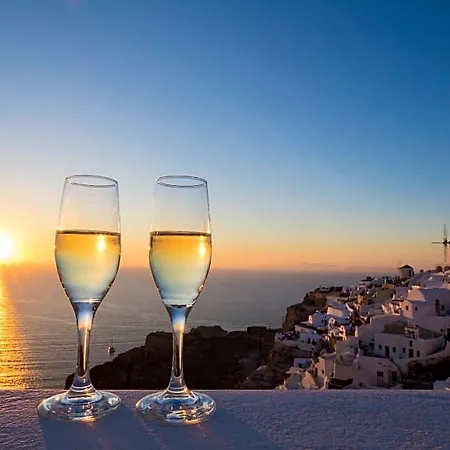 آرت ميزون كاسل فندق 5*