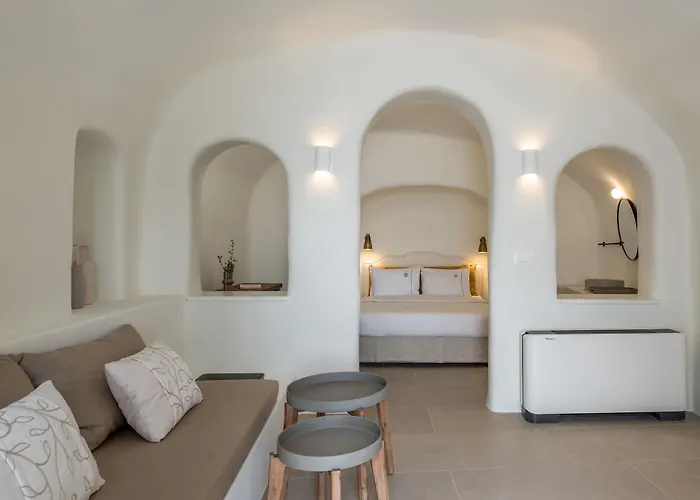 Art Maisons Castle Otel Oia