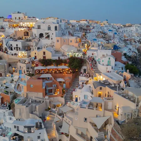 Art Maisons Castle 5* Oia